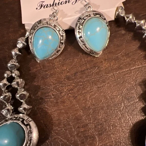 Southwestern Faux Blue Turquoise Squash Blossom Necklace & Earrings Set - Picture 3 of 6